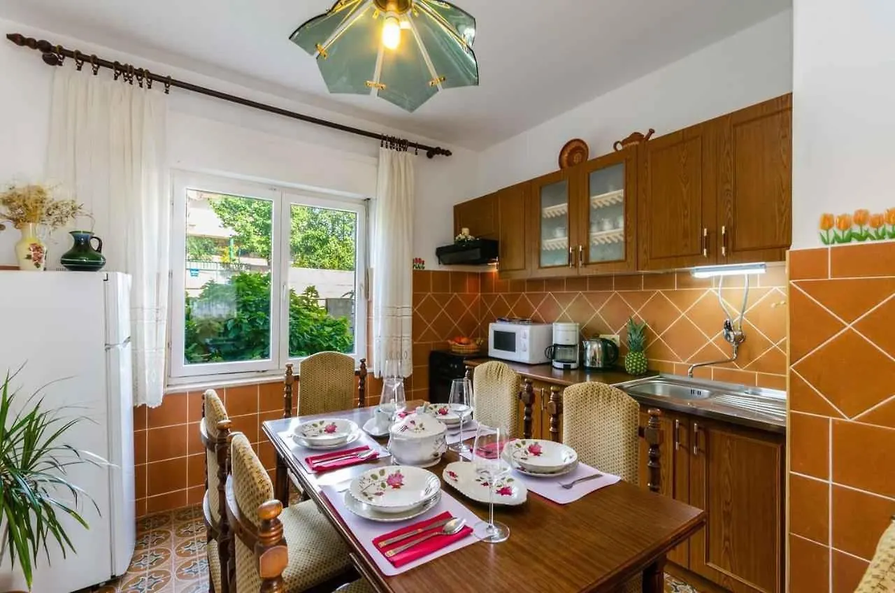 Two-Bedroom Apartment In Crikvenica Xxxi Horvátország